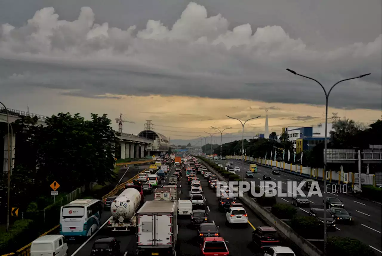 Jasa Marga Prediksi Puncak Mudik 29 April dan Puncak Balik 8 Mei |Republika Online