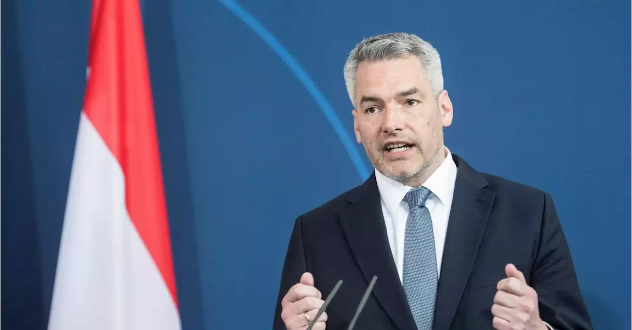 Austrian leader has 'open and tough' talks with Putin in Moscow