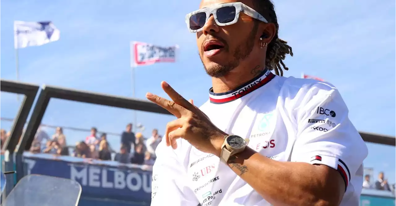 Hamilton defiant in face of F1 jewellery ban