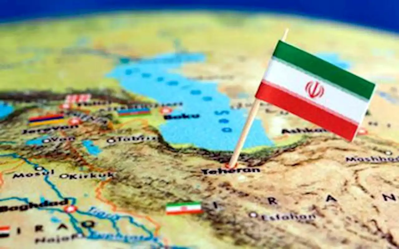 ایران، شایسته خروج از حاشیه اقتصادی\r\n