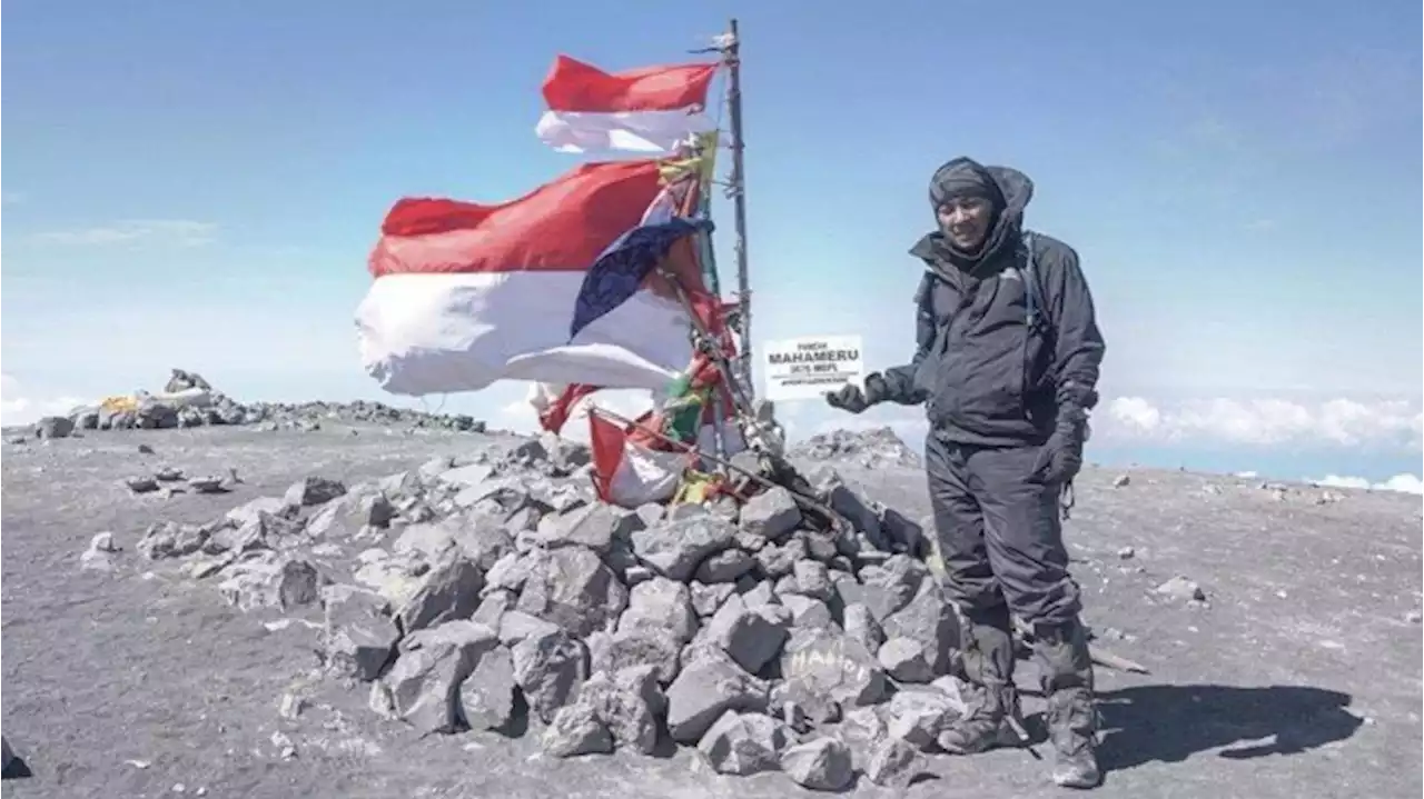 Cerita Makki Ungu Taklukan 7 Gunung dan Tebar Kebaikan