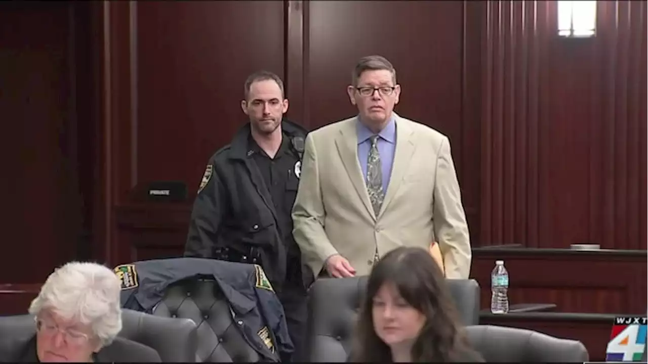 Ronnie Hyde back in court Monday for upcoming trial for possession of child pornography