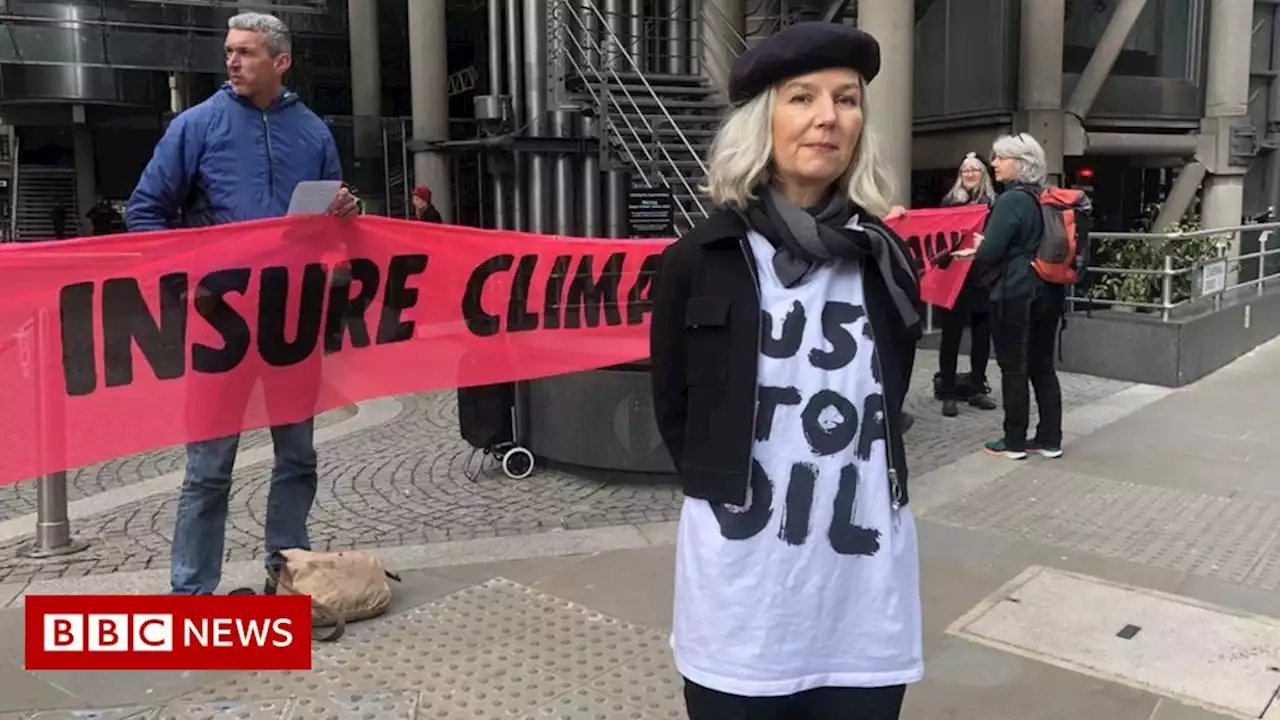 Extinction Rebellion: Lloyd's of London protest held by activists