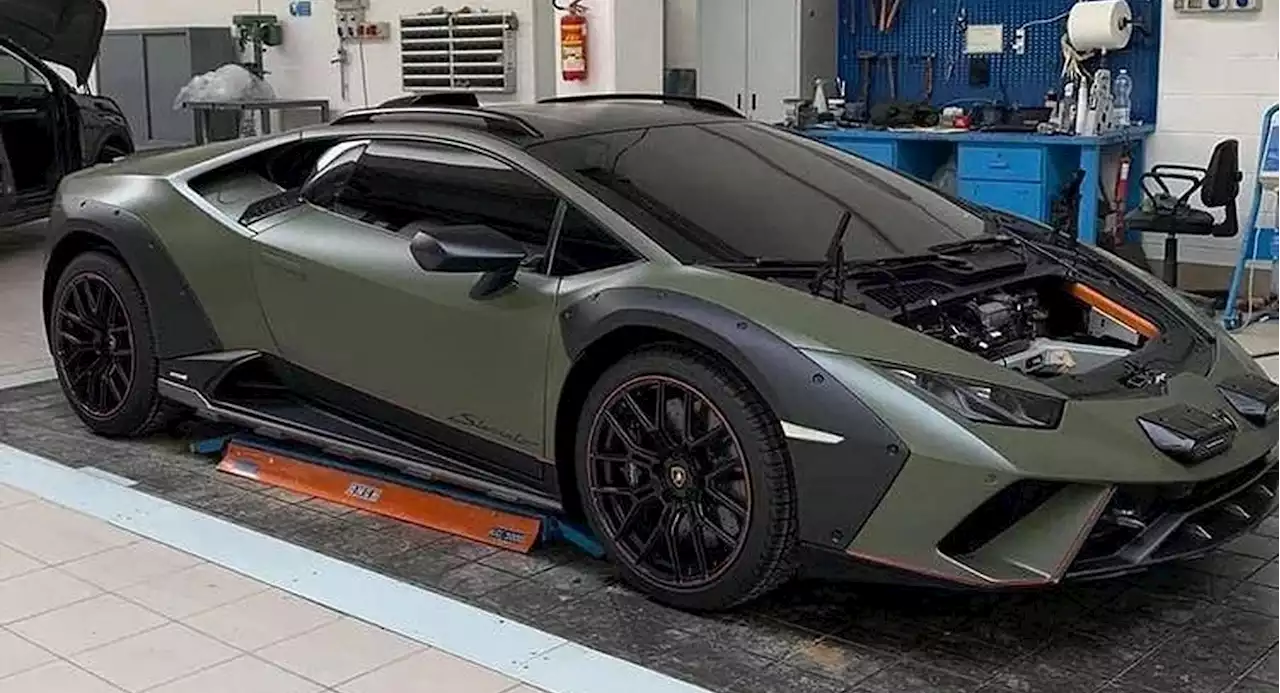 Is This The New Lamborghini Huracan Sterrato Off-Roader Before We're Supposed To See It? | Carscoops