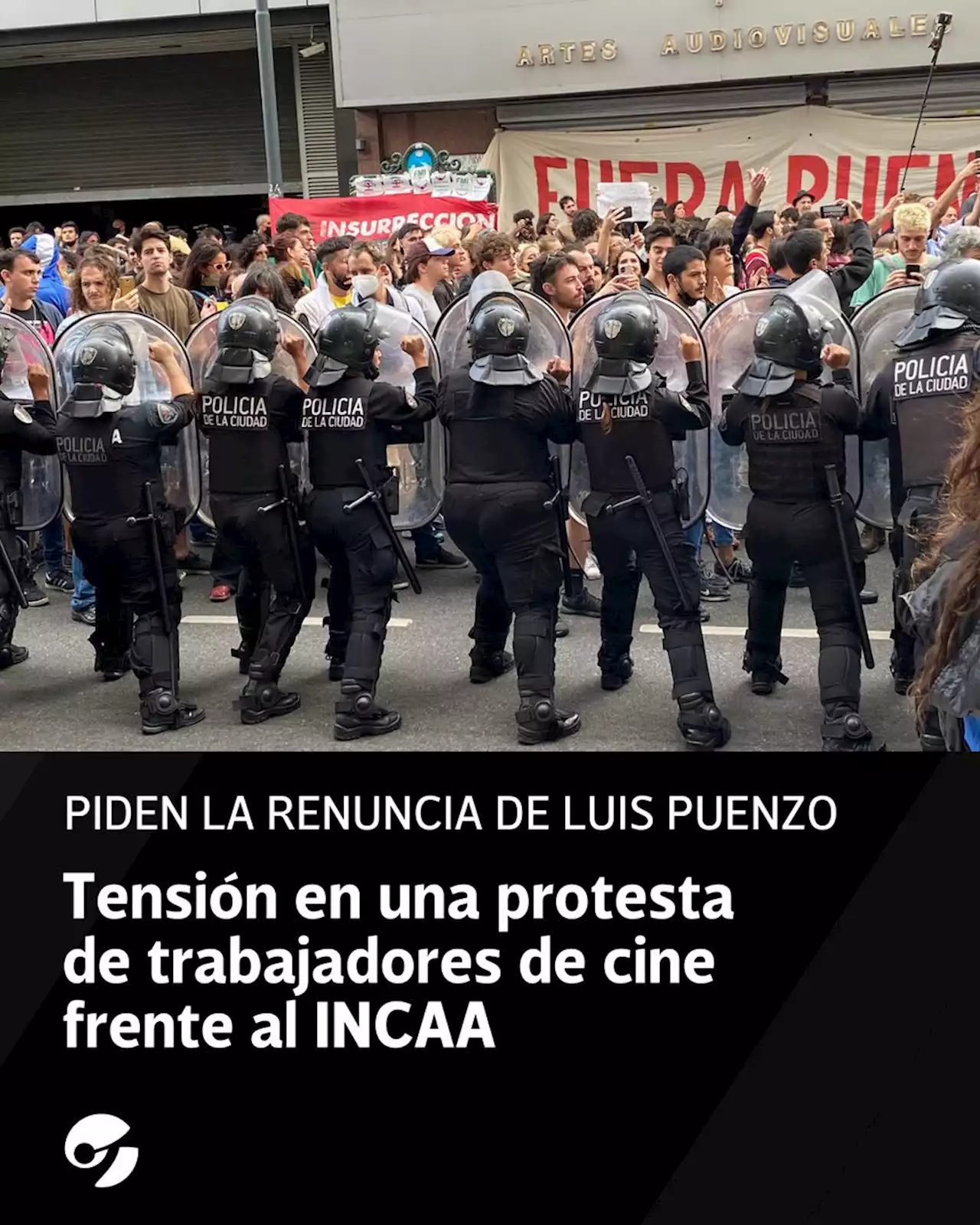 Incidentes en una protesta de trabajadores de cine frente al INCAA: piden la renuncia de Luis Puenzo