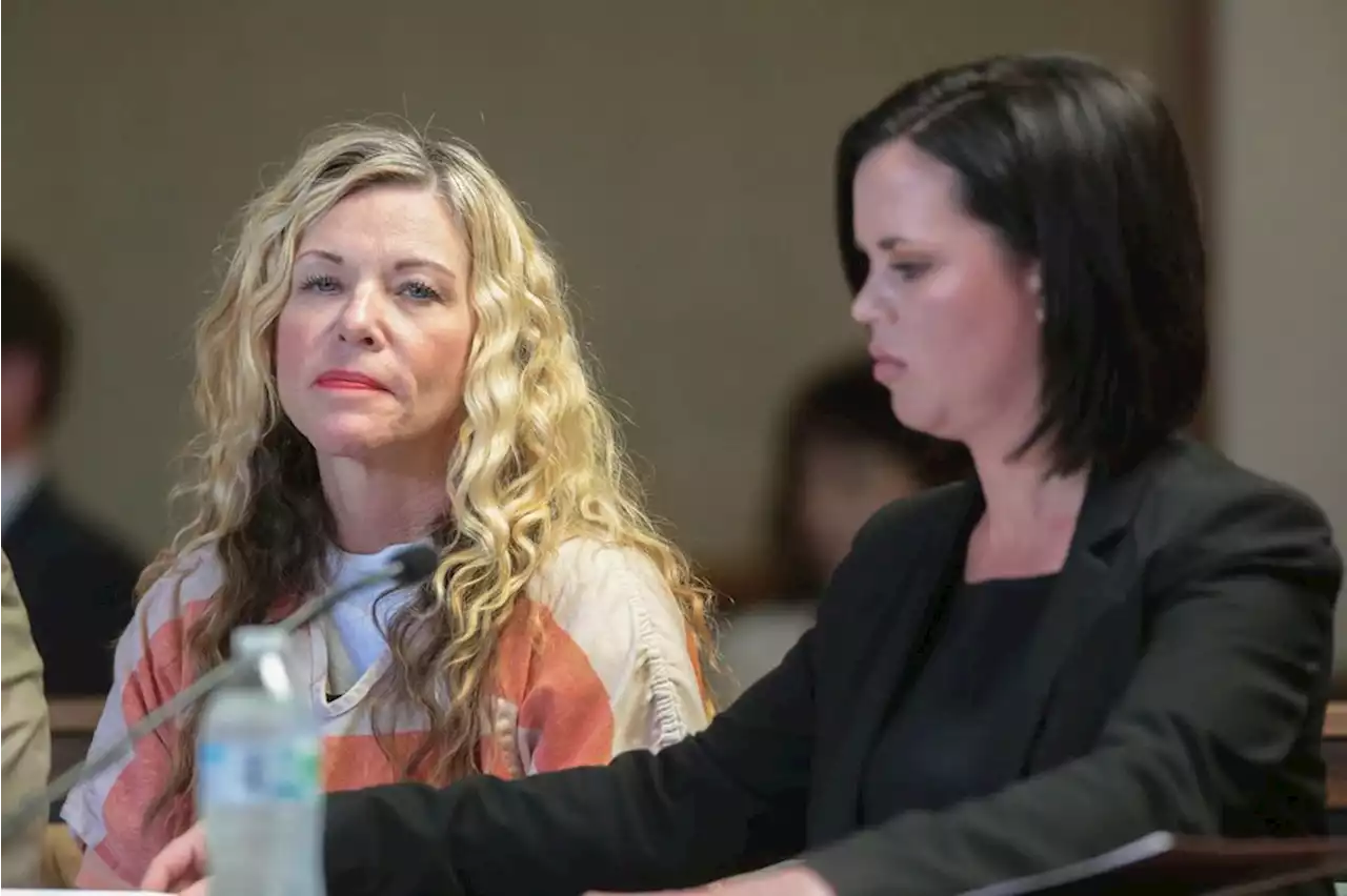 Judge: Lori Vallow, charged with killing her children, now fit for trial