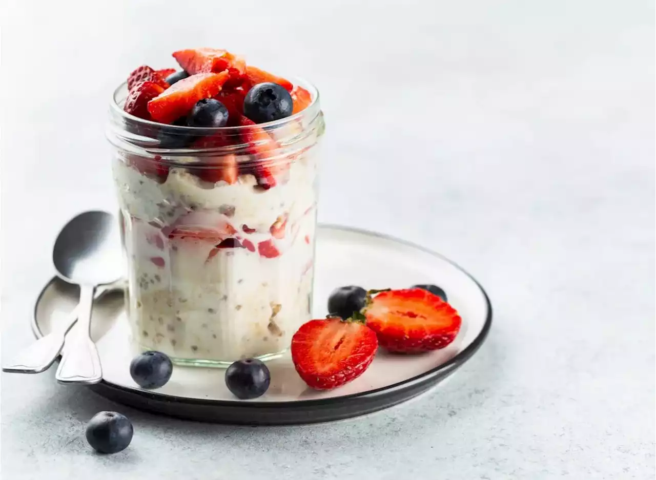 6 Oatmeal Habits That Jumpstart Weight Loss, Say Dietitians — Eat This Not That