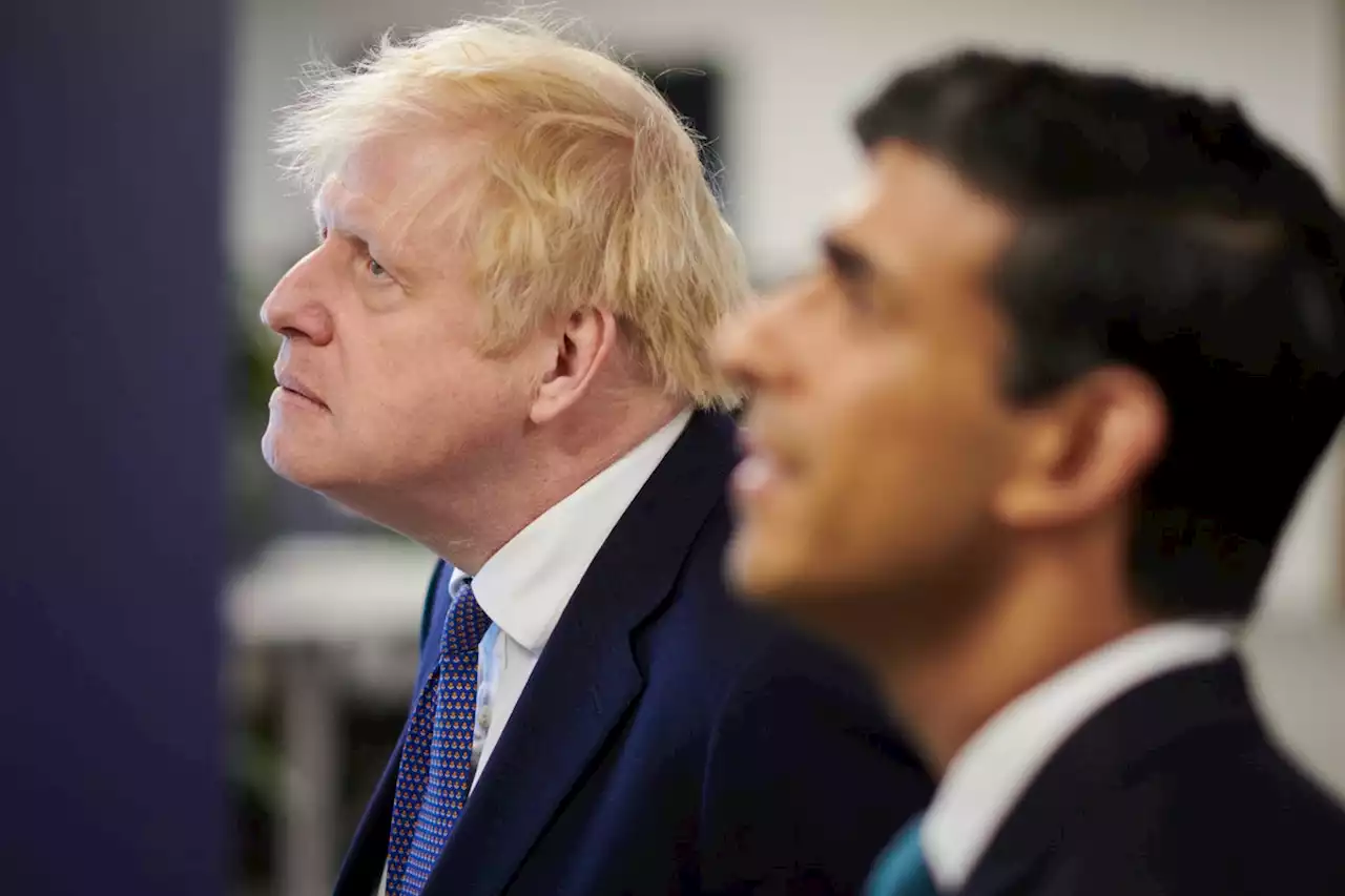 Boris Johnson and Rishi Sunak apologise over No10 partygate scandal