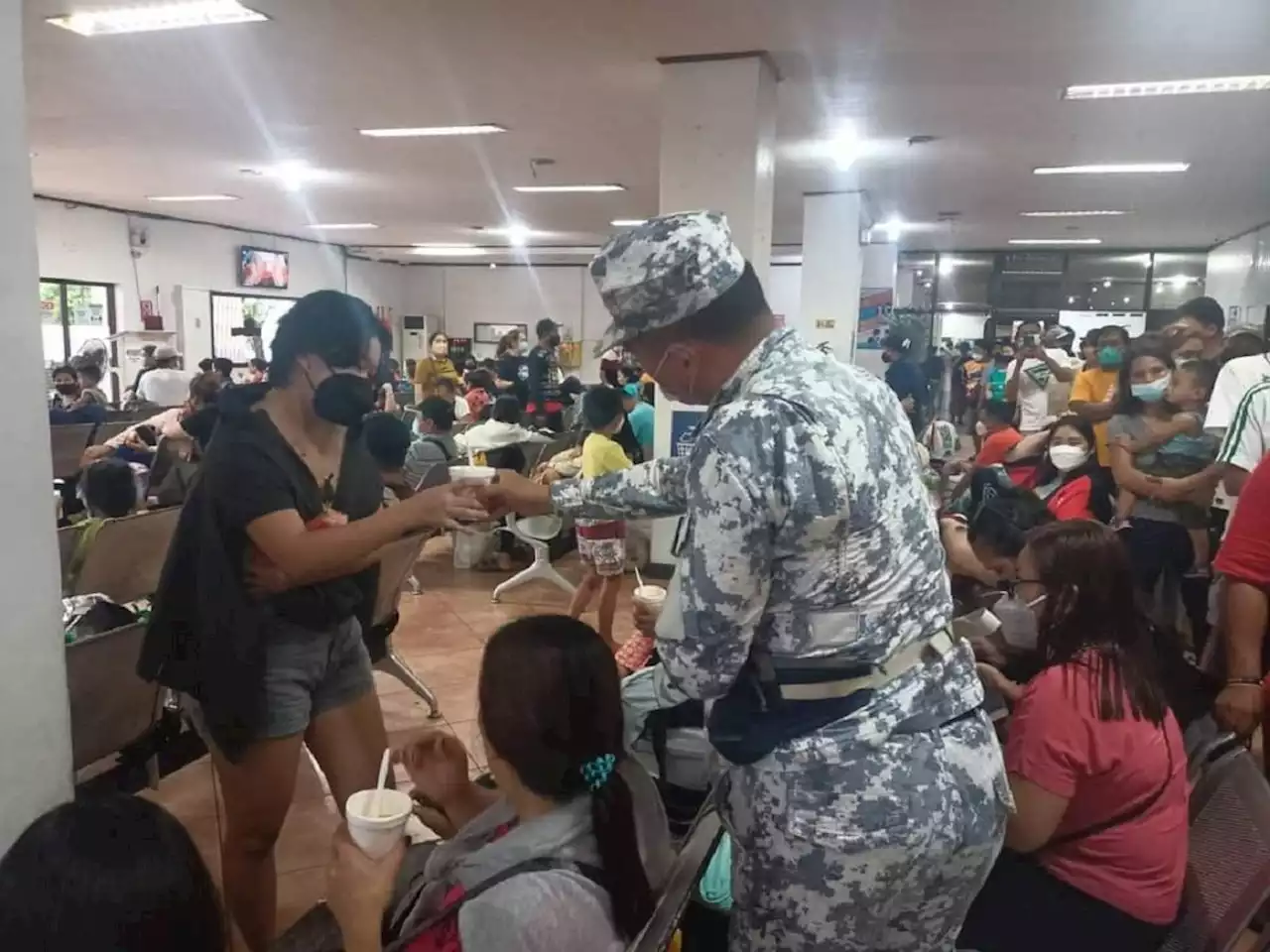 Almost 7k individuals stranded at Bicol, Visayas and Mindanao ports due to Agaton — PCG