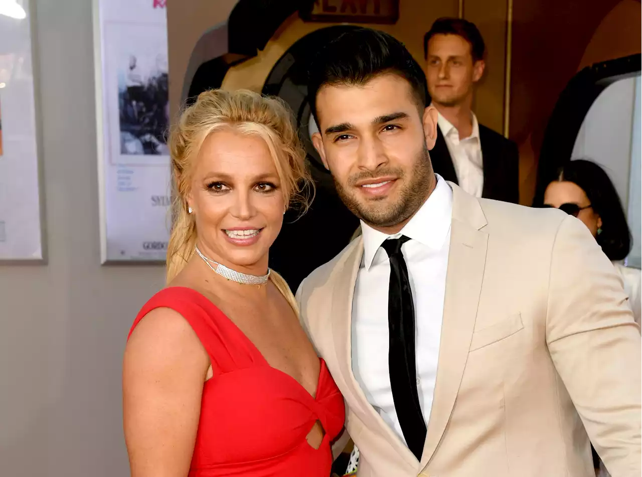 Britney Spears fans react to singer’s pregnancy announcement