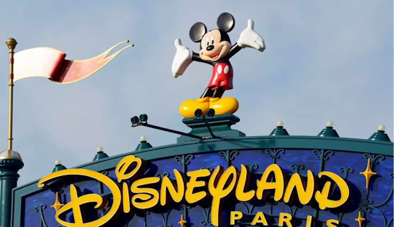 Disneyland Paris : enquête sur les derniers secrets du parc préféré des Français