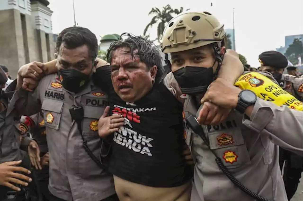 Polisi Minta Pelaku Pengeroyokan Ade Armando Menyerahkan Diri