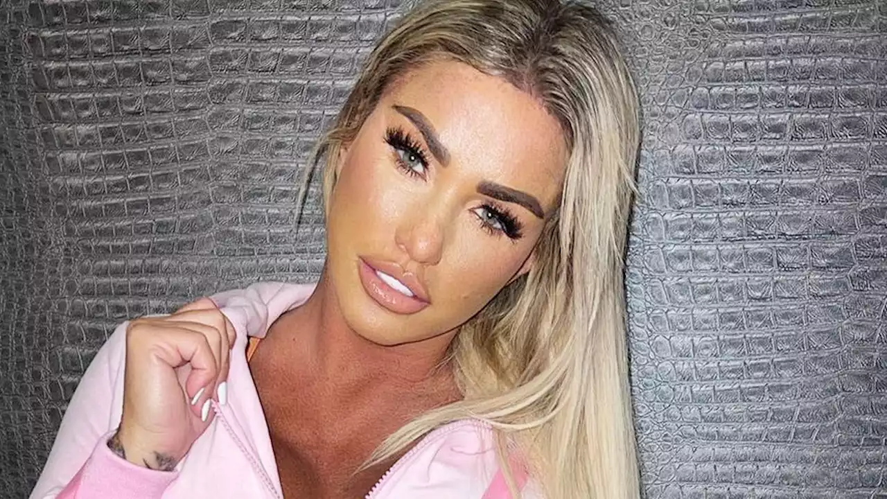 Katie Price books huge make-up masterclass tour despite looming jail threat