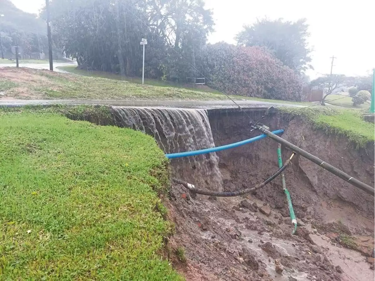 SANDF roped in to provide support as heavy rains continue in KZN | Witness