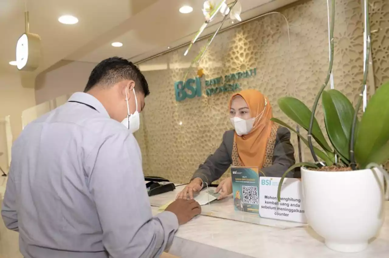 BSI Salurkan Zakat Perusahaan Rp122,5 Miliar ke Baznas |Republika Online