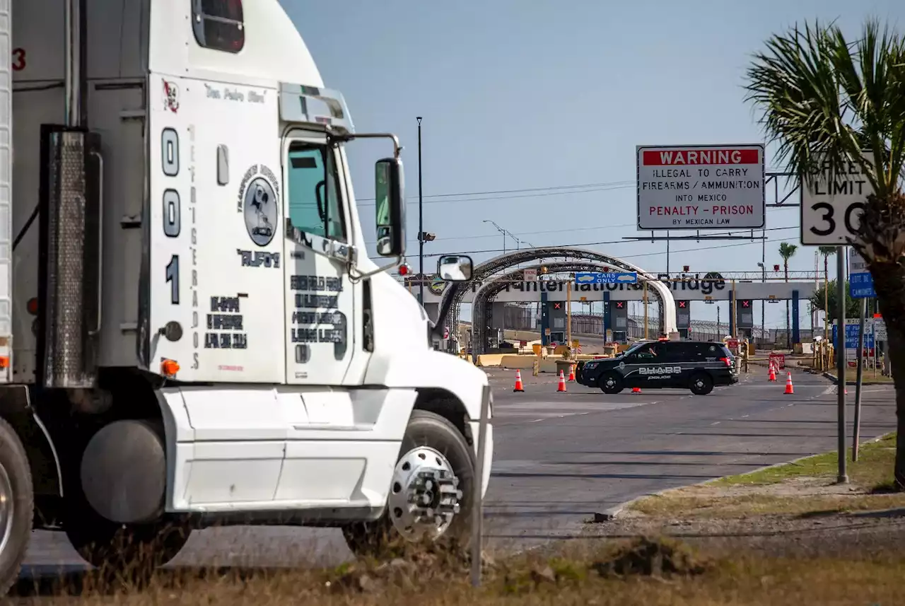 Trade halted at border as truckers protest Abbott’s new inspections