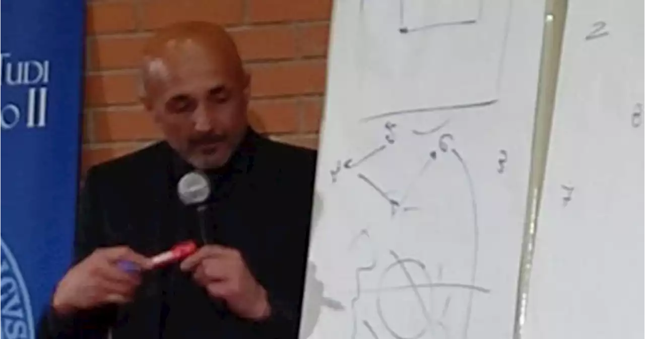 Il 'prof' Spalletti fa lezione all'Università di Napoli