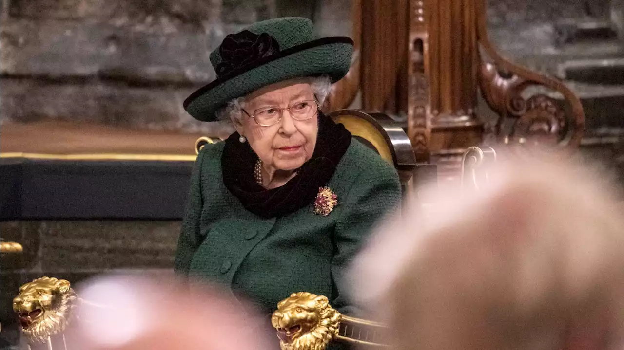 Queen Elizabeth Reveals Long COVID Symptoms