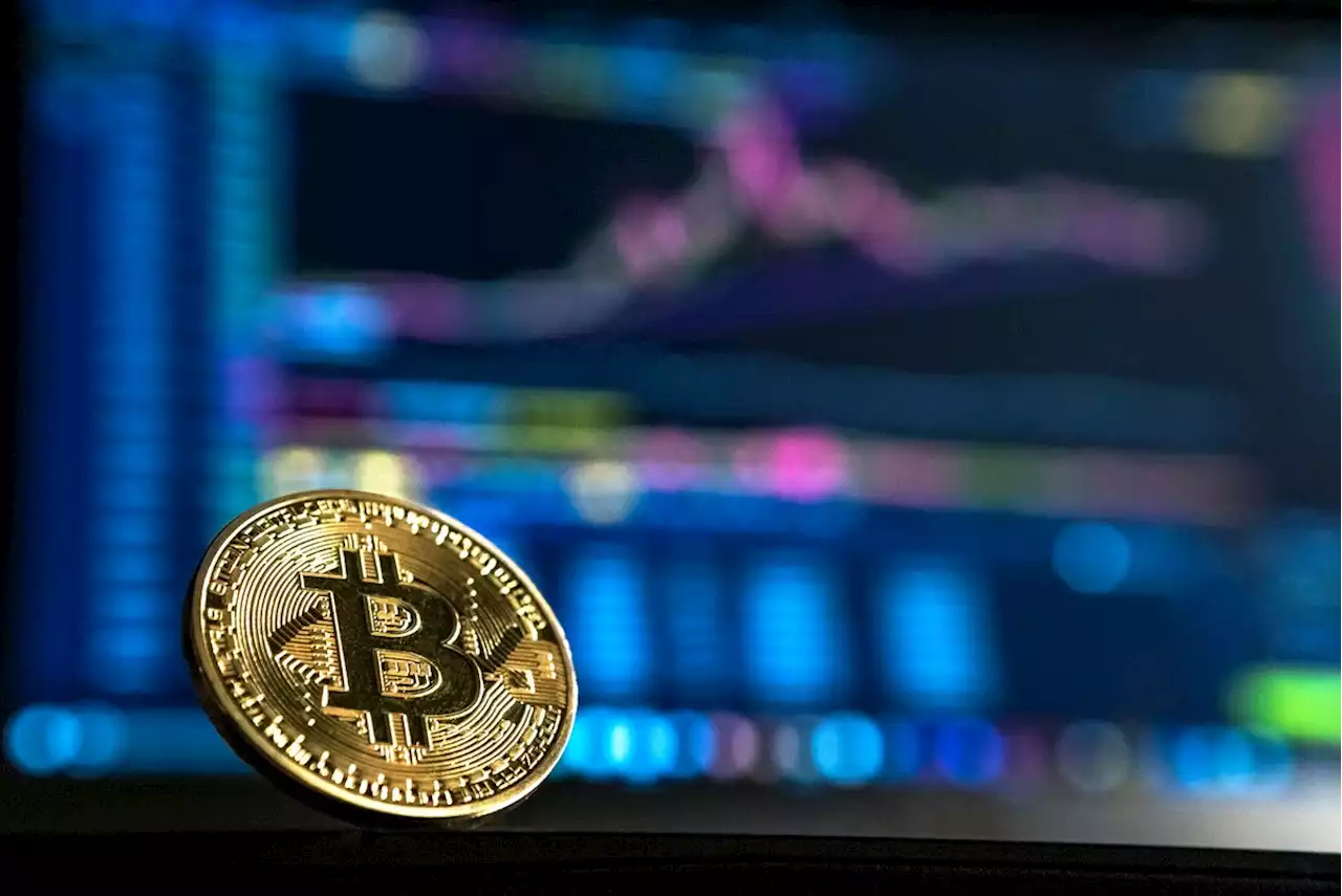 Queda das ações tech pode arrastar bitcoin para US$ 30.000