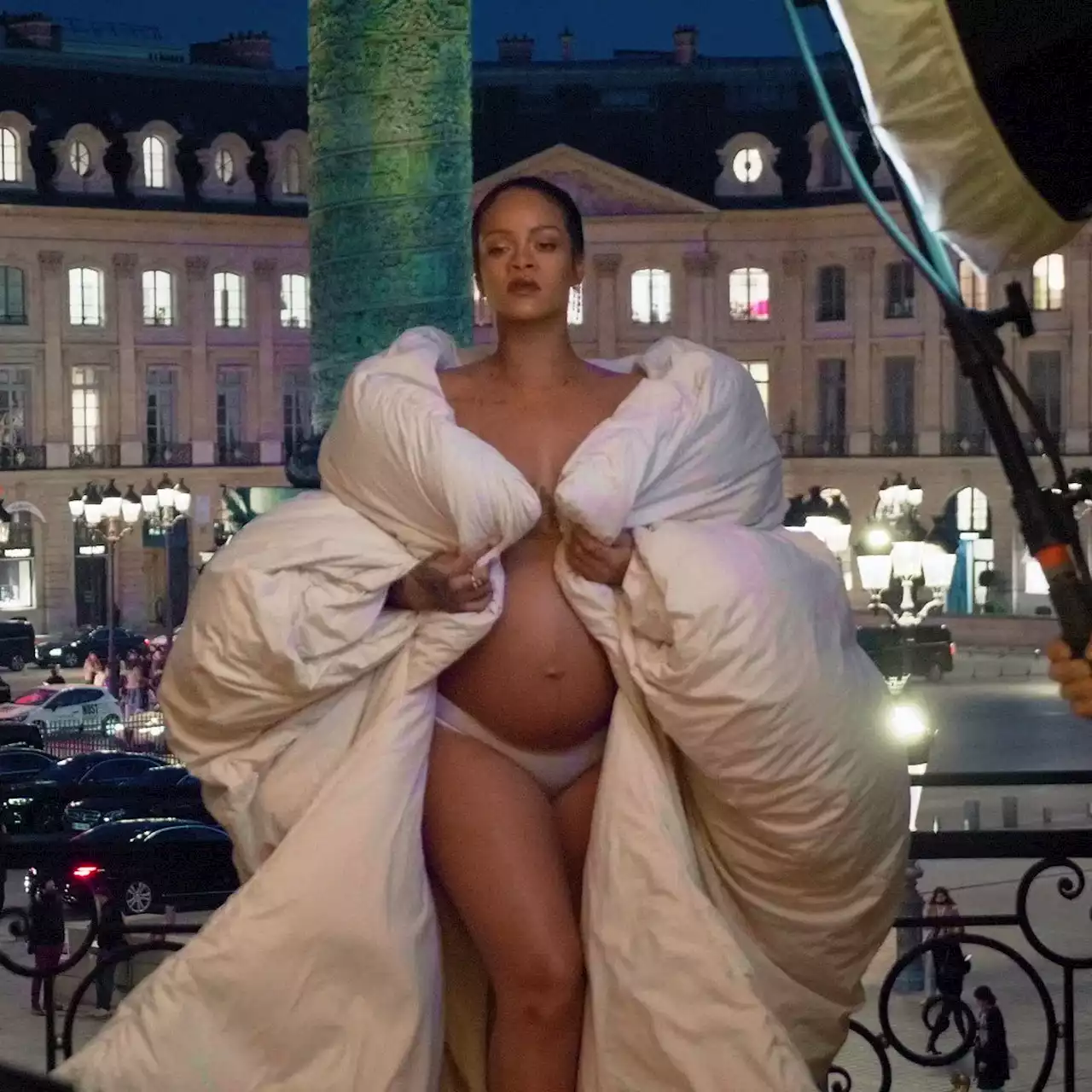 Go Behind the Scenes of Rihanna’s Epic Vogue Cover Shoot