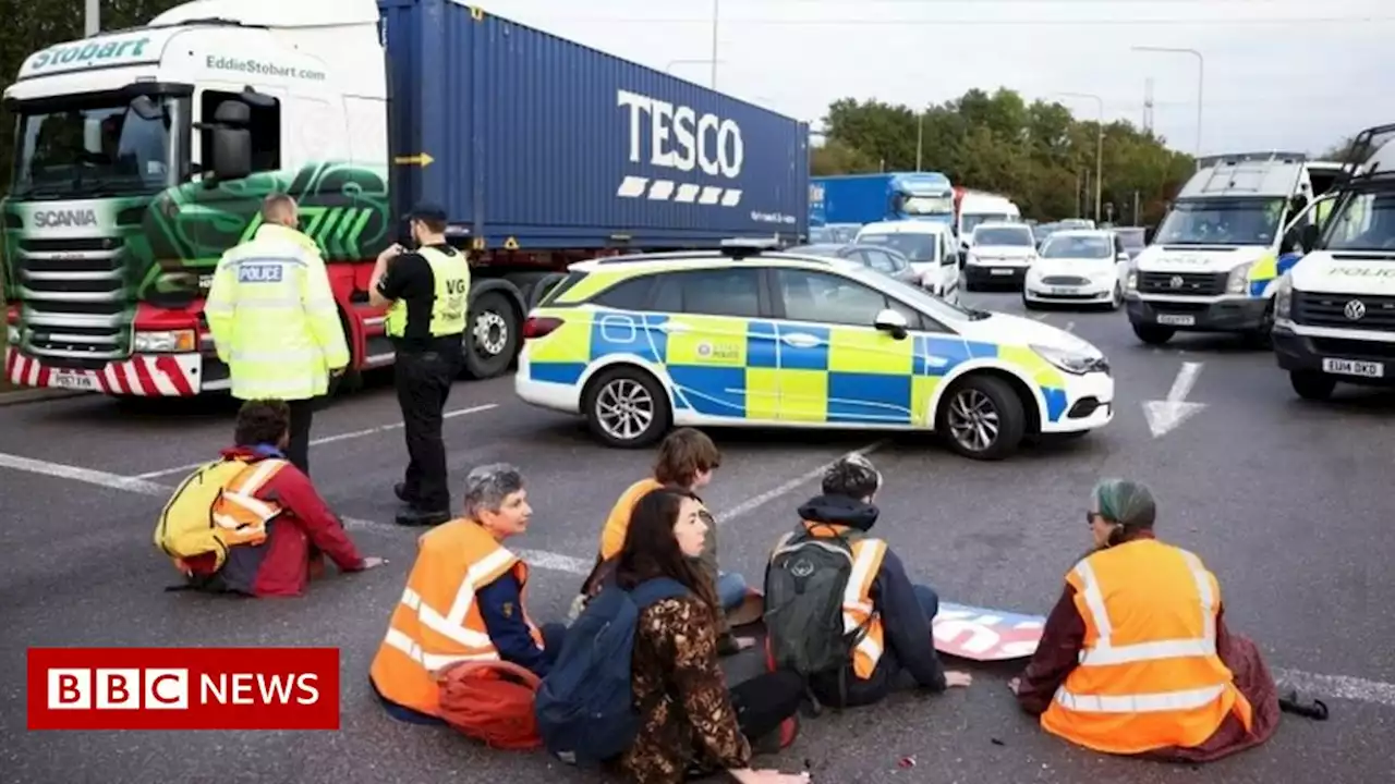 Insulate Britain: Judge 'inspired' by activists after M25 protest