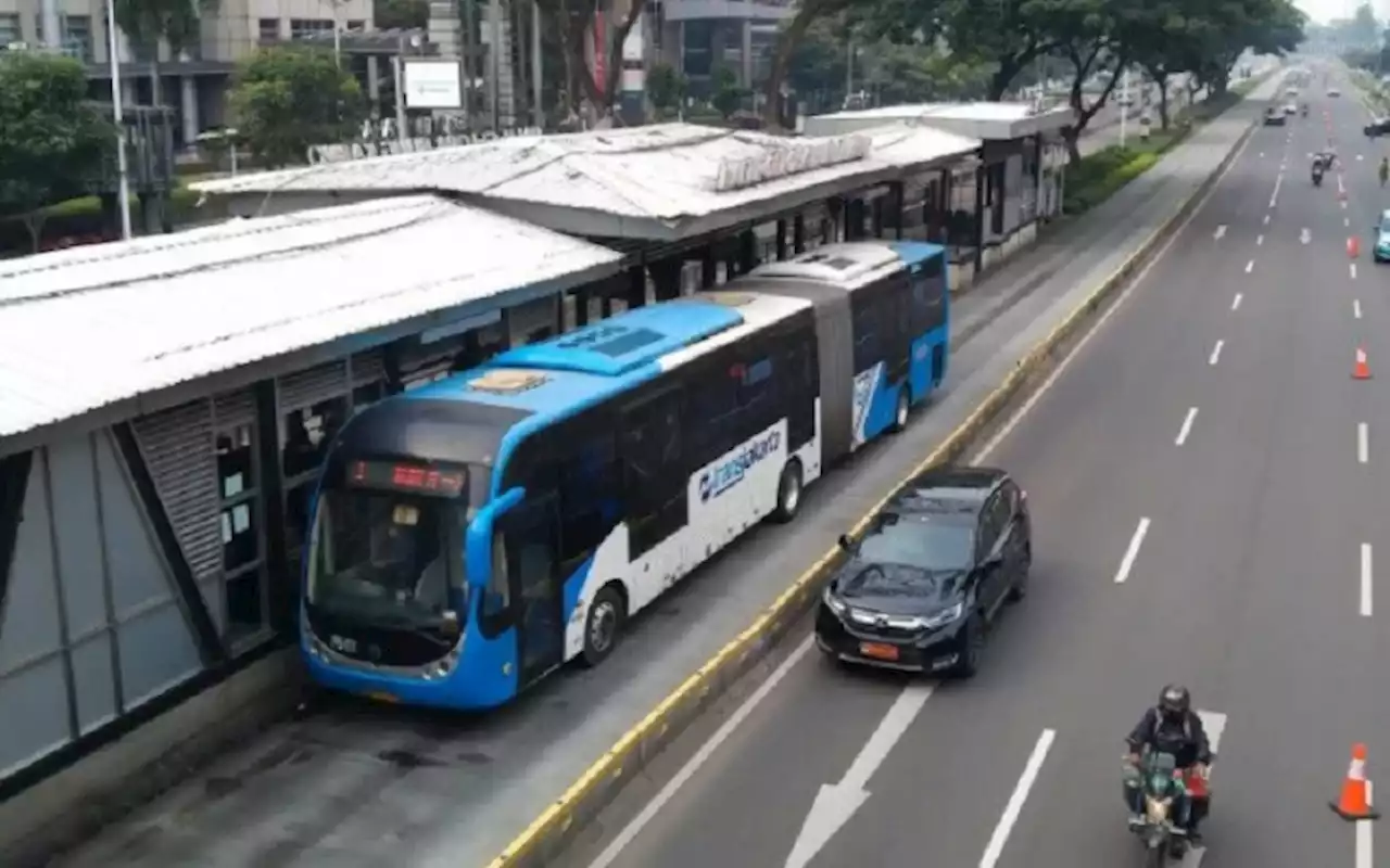 9 Halte Transjakarta Tutup Sementara per 15 April, Cek Daftarnya | Jakarta Bisnis.com