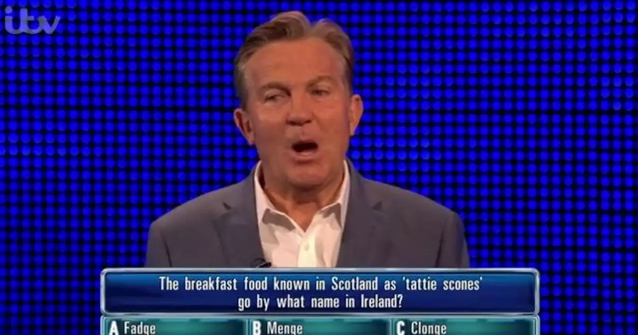 Bradley Walsh left giggling on The Chase after question about Irish breakfast