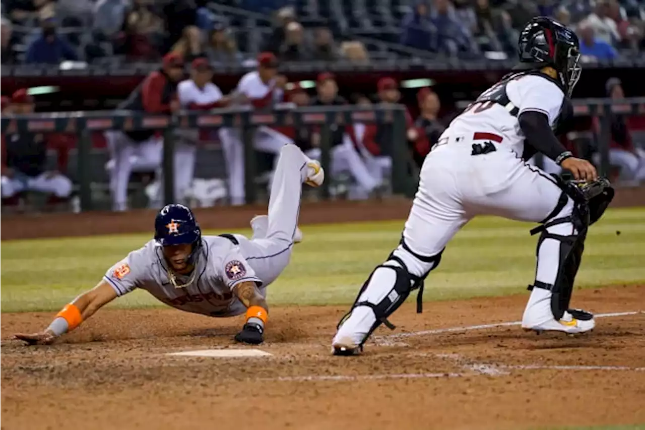 Brantley’s clutch hit in 9th lifts Astros over D-backs 2-1