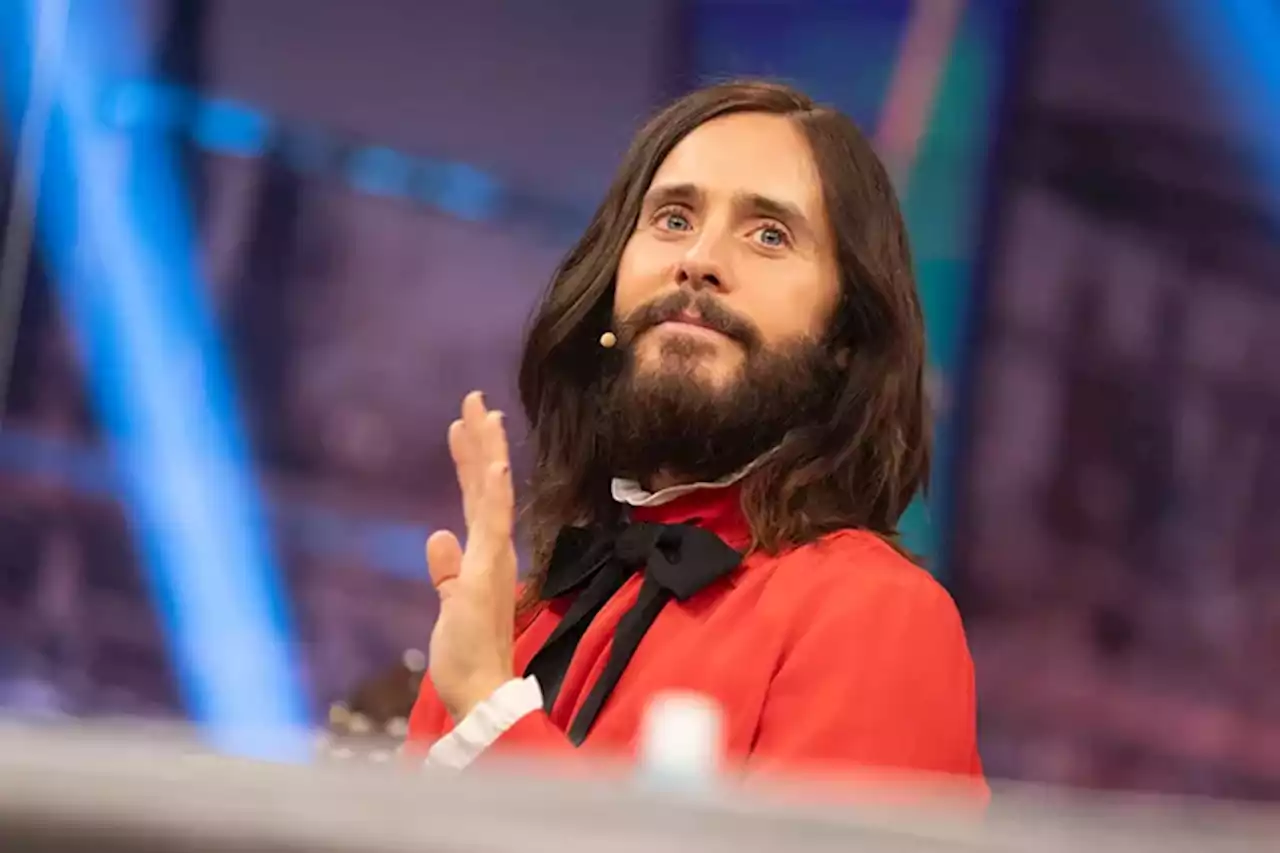 A los 50 años, Jared Leto dejó a todos sin aliento al mostrar sus abdominales