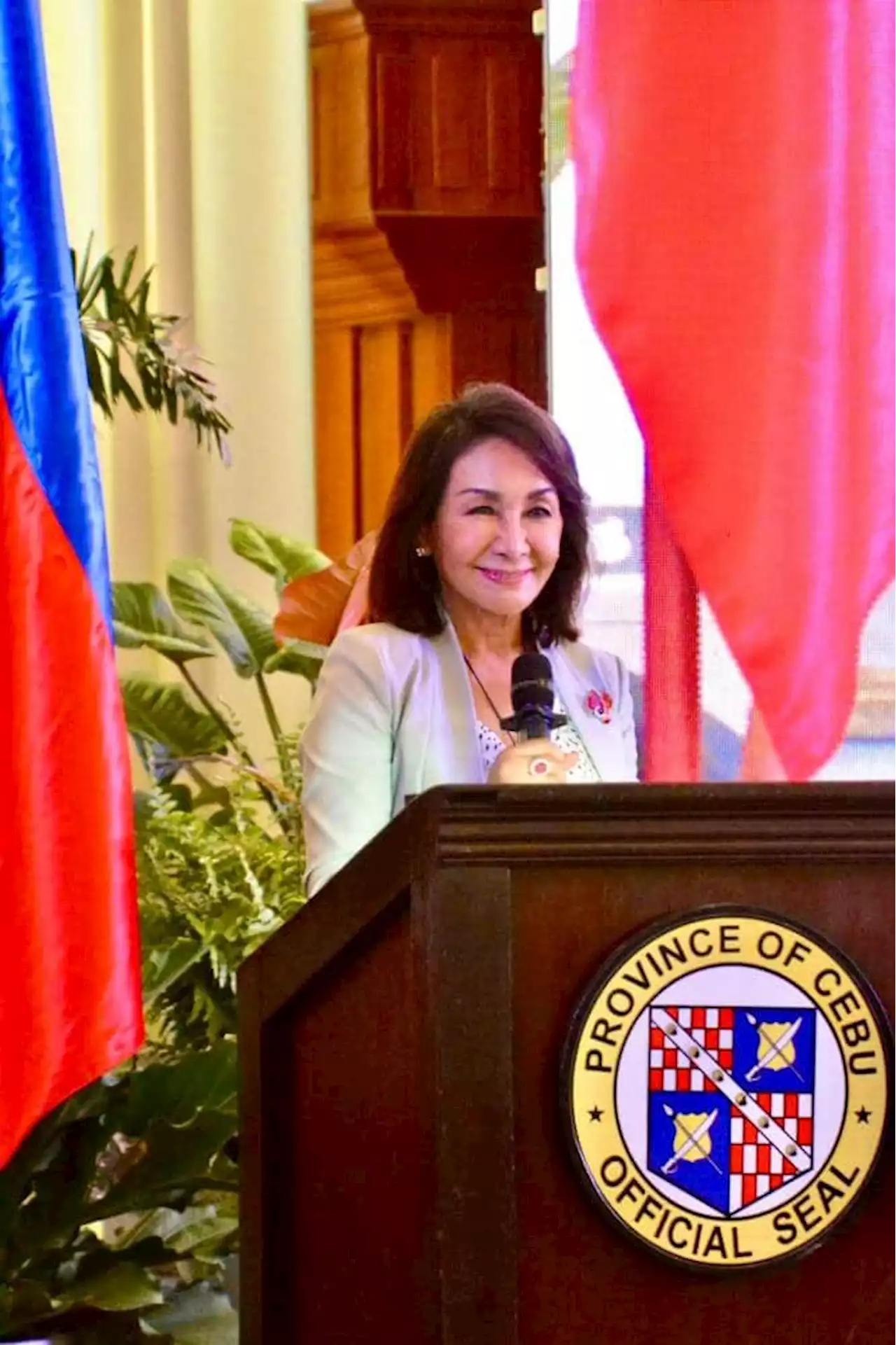 Cebu governor Garcia says no conflict in family after OCP endorsement of BBM