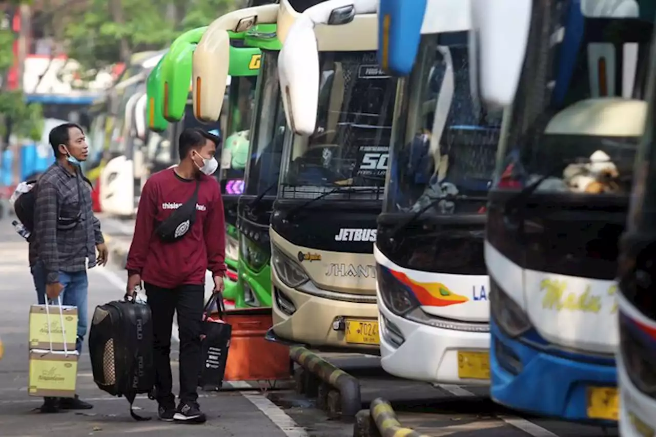 Jelang Mudik Lebaran 2022, Pemkot Bandung Turunkan 7.000 Bus untuk Angkut Pemudik Pulang Kampung - Pikiran-Rakyat.com