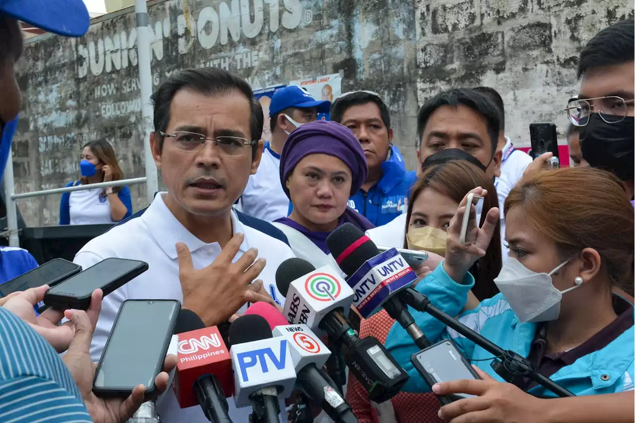 Isko Moreno rejects talks with 'hostile forces' favoring his withdrawal for Robredo