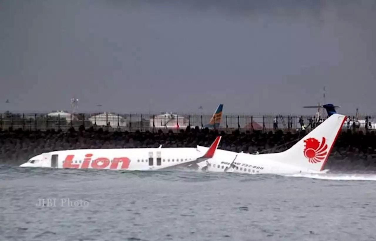 Sejarah Hari Ini: 13 April 2020 Lion Air Jatuh di Ngurah Rai Bali