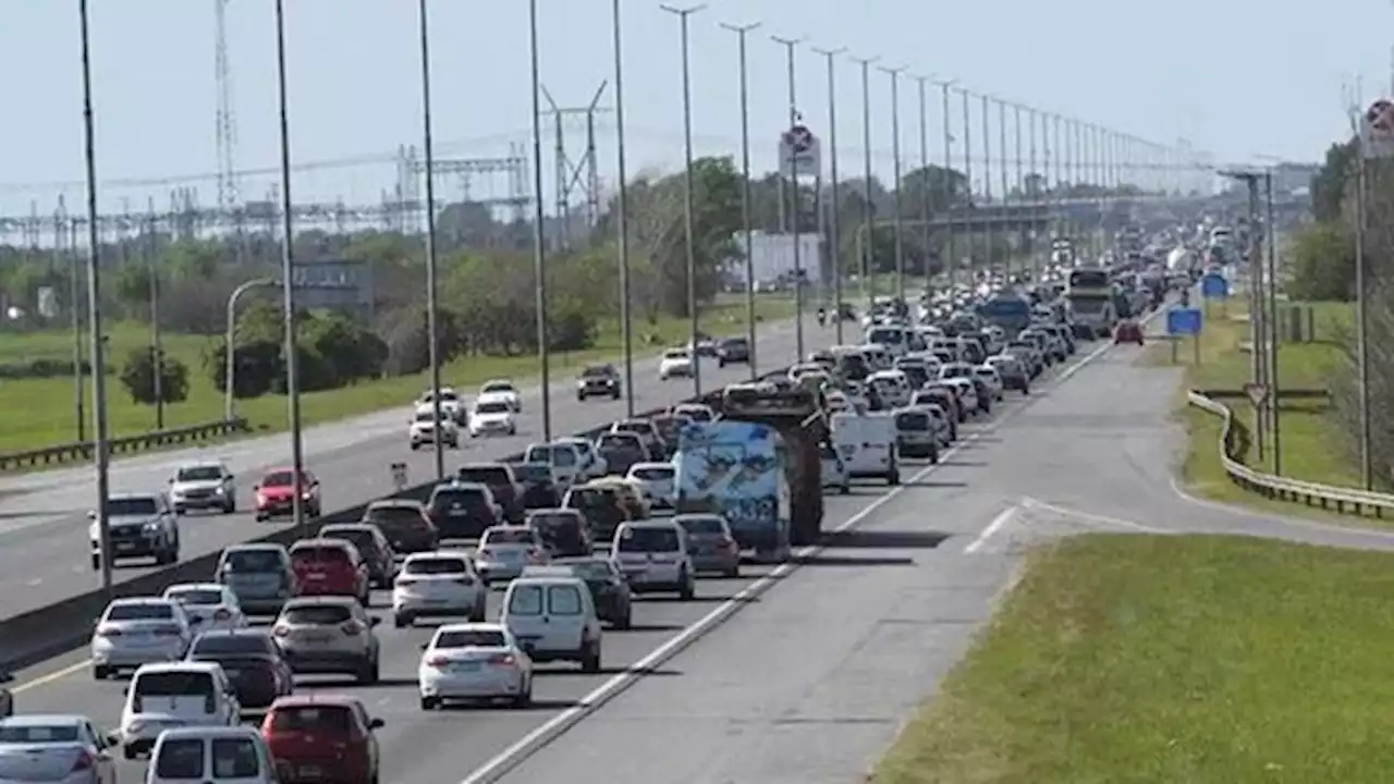 Restringen la circulación de camiones en rutas y autovías por recambio turístico y Semana Santa