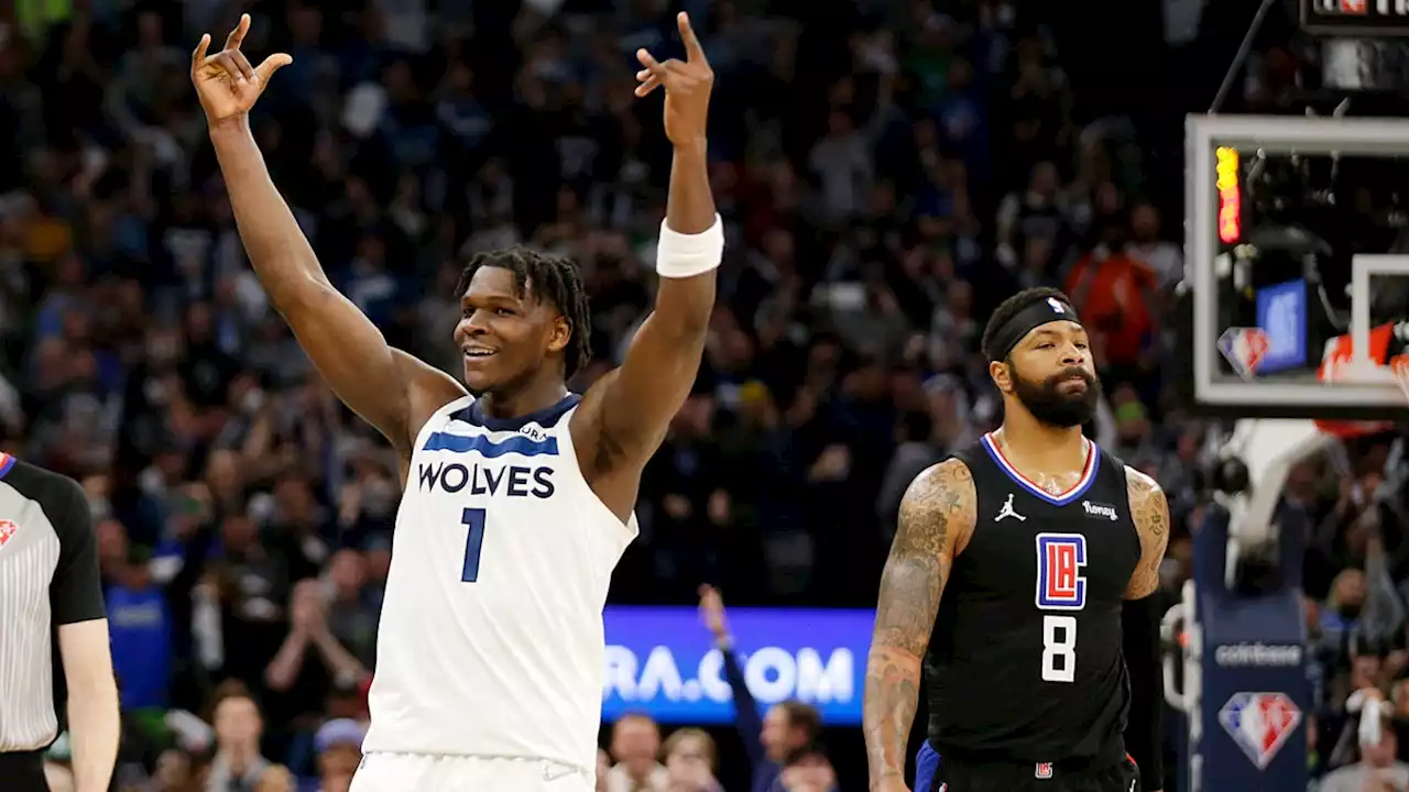 Timberwolves rally past Clippers for West's No. 7 seed in tense play-in tournament game