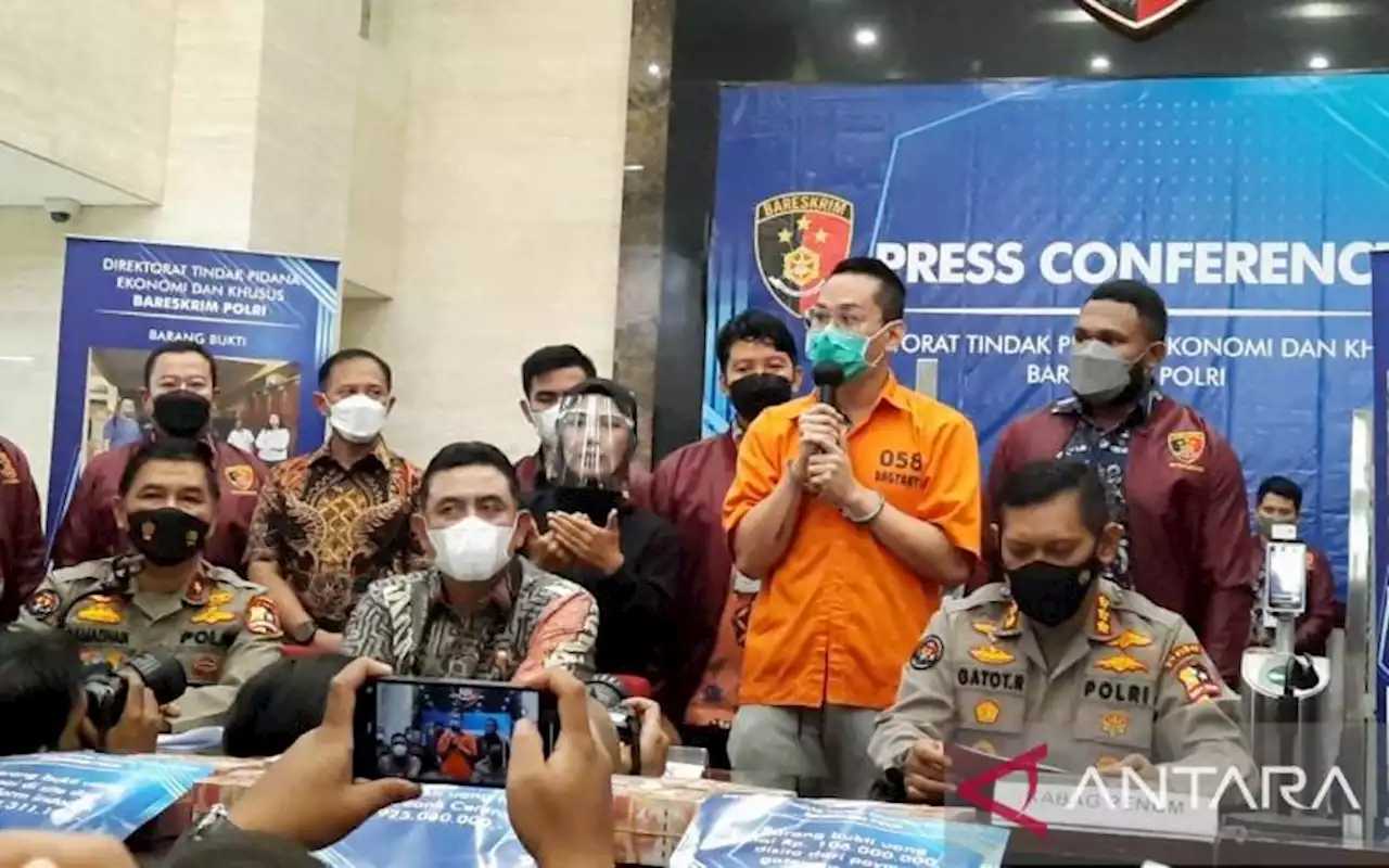 Tak Penuhi Panggilan Sebagai Tersangka, Pacar Indra Kenz Diperiksa Pekan Depan | Kabar24 - Bisnis.com