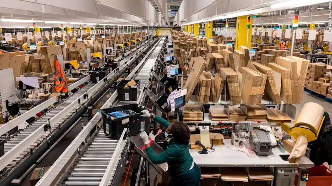 Amazon responds to inflation with surcharges - CNN Video