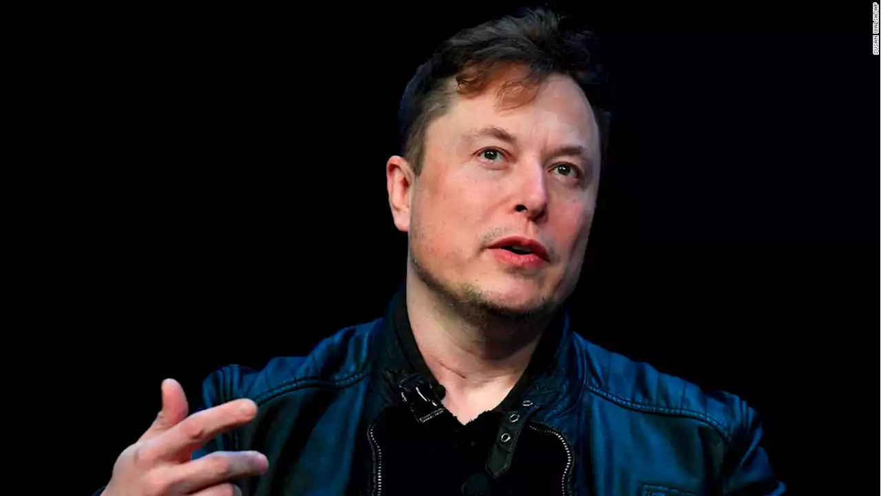 Elon Musk offers to buy Twitter