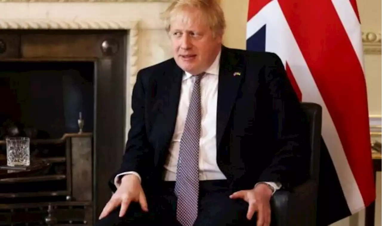 Boris Johnson vows to crack down on 'vile people smugglers' with new plan for migrants