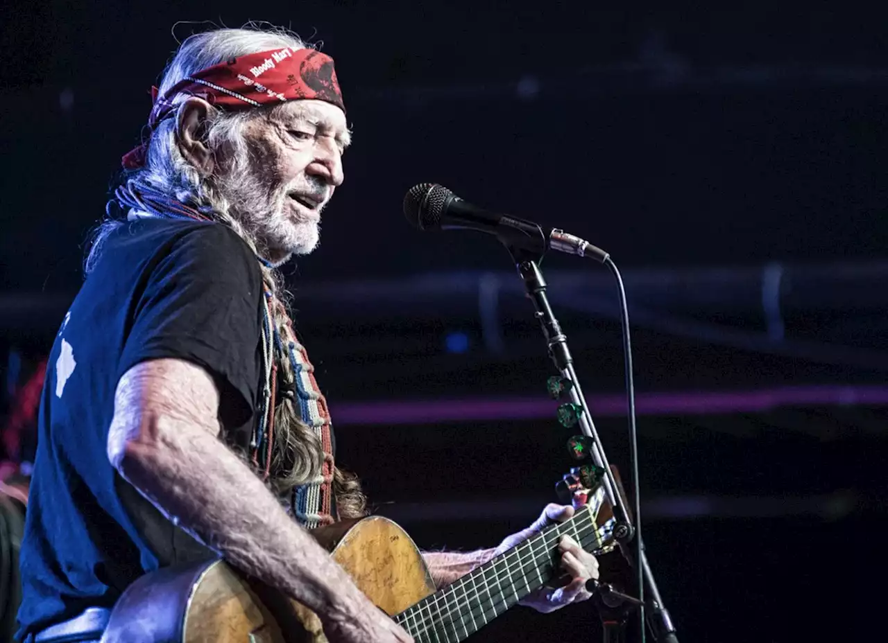 Peticolas to Host Block Party for Willie Nelson's Birthday