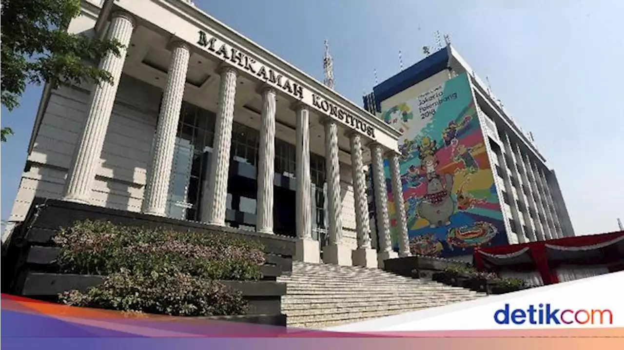 Takut Oligarki, Pensiunan PNS Ini Gugat Presidential Threshold 20%