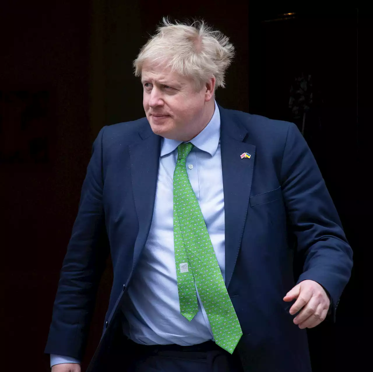 Großbritannien - Staatssekretär tritt wegen Strafe für Johnson in 'Partygate'-Affäre zurück