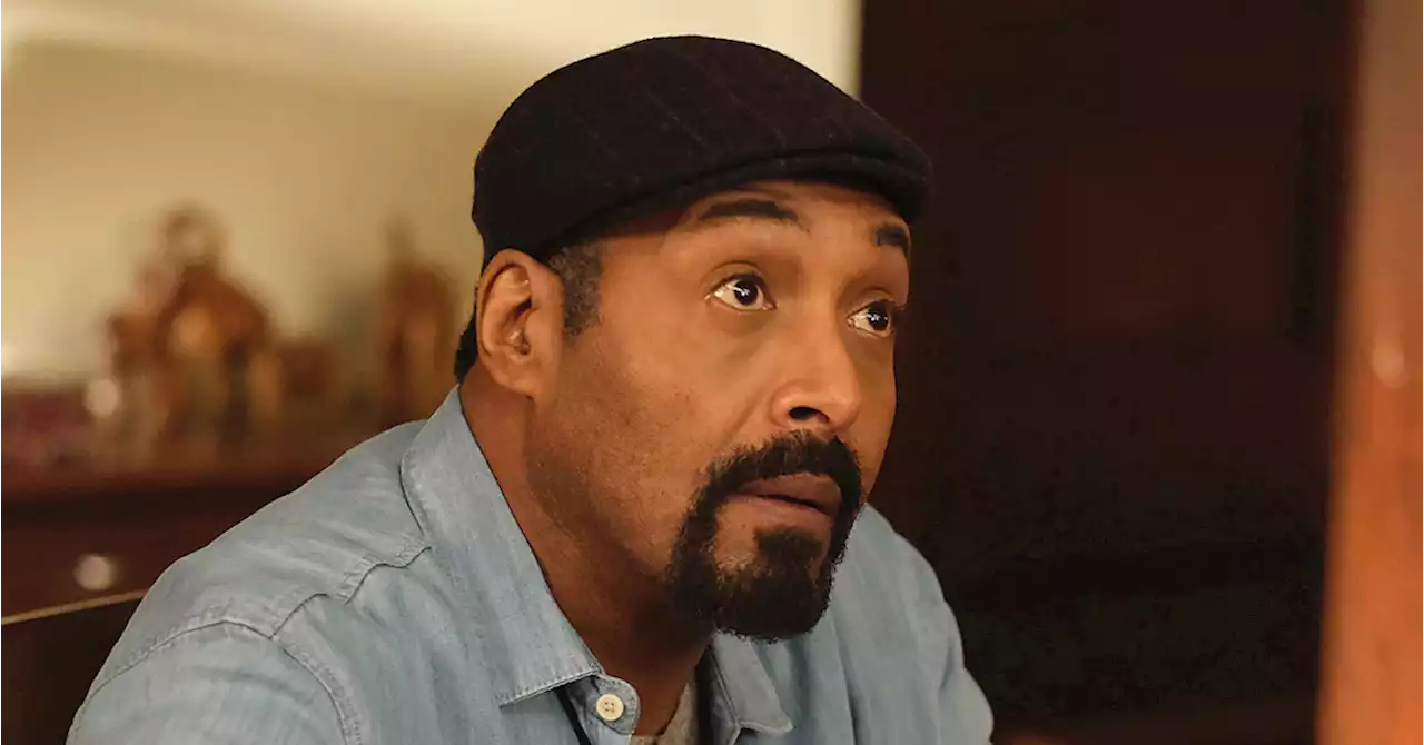 Why Jesse L. Martin Is Walking Away From The Flash - E! Online