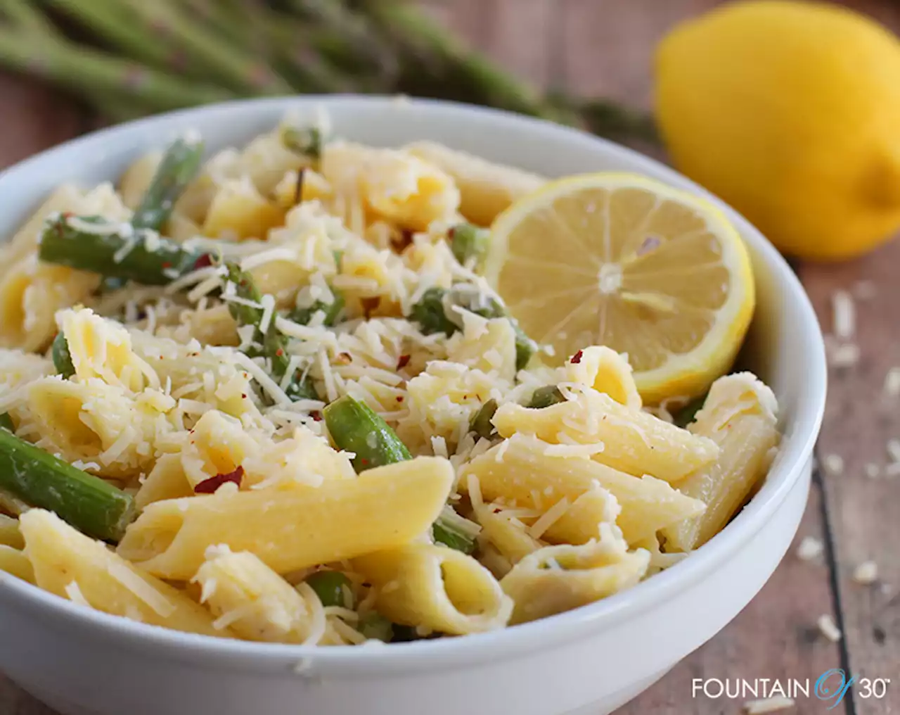 This Tasty and Flavorful Lemon Asparagus Pasta Is So Easy to Make