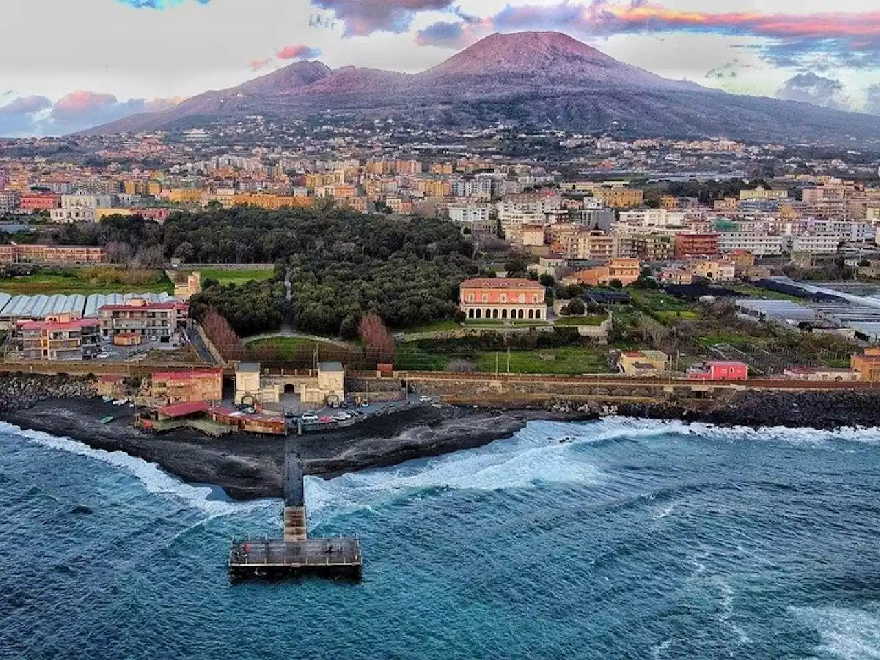 Napoli e Campania prese d'assalto a Pasqua