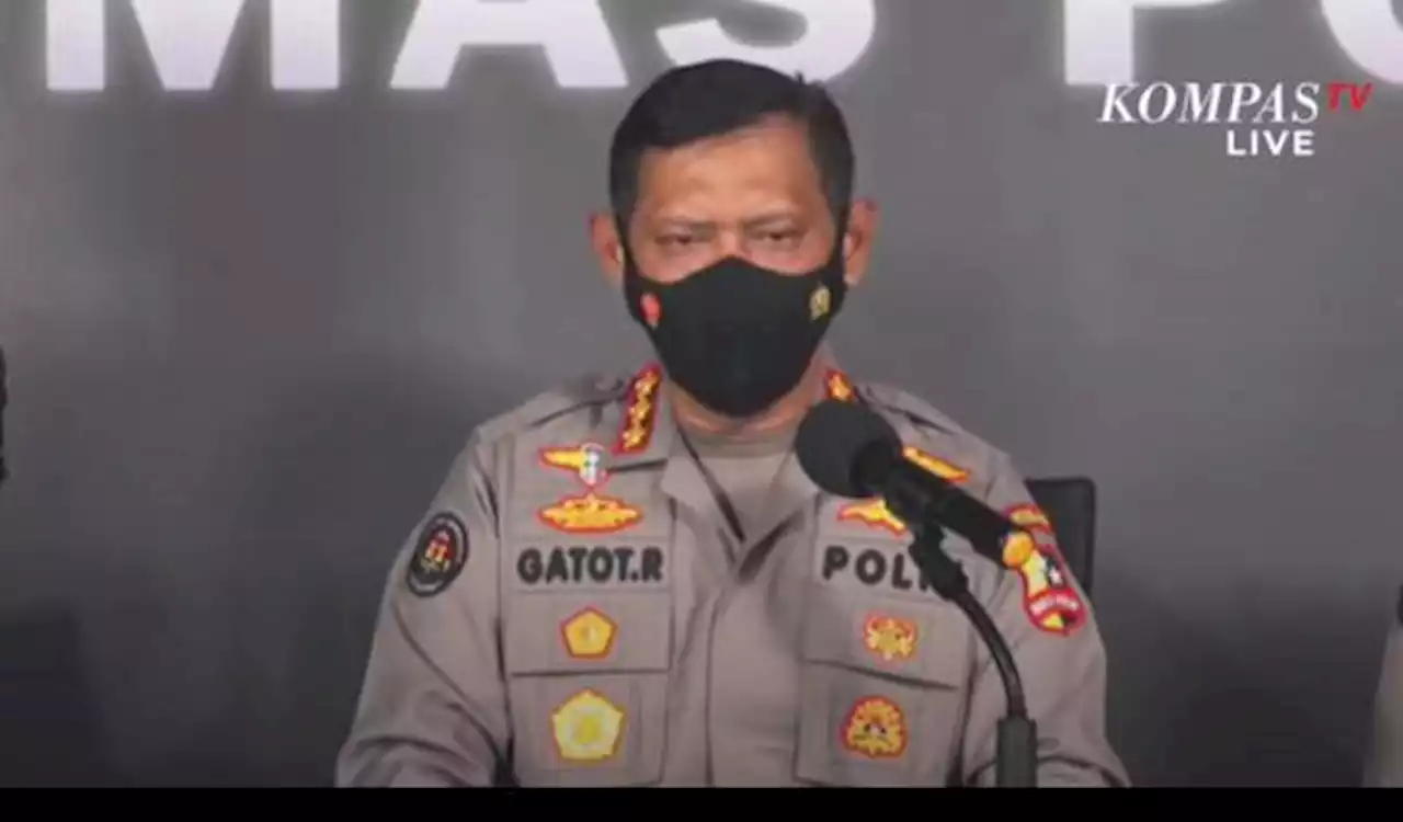 Polisi Sita Rp921,7 Juta dari Ivan Gunawan Hasil Komisi Brand Ambassador DNA Pro