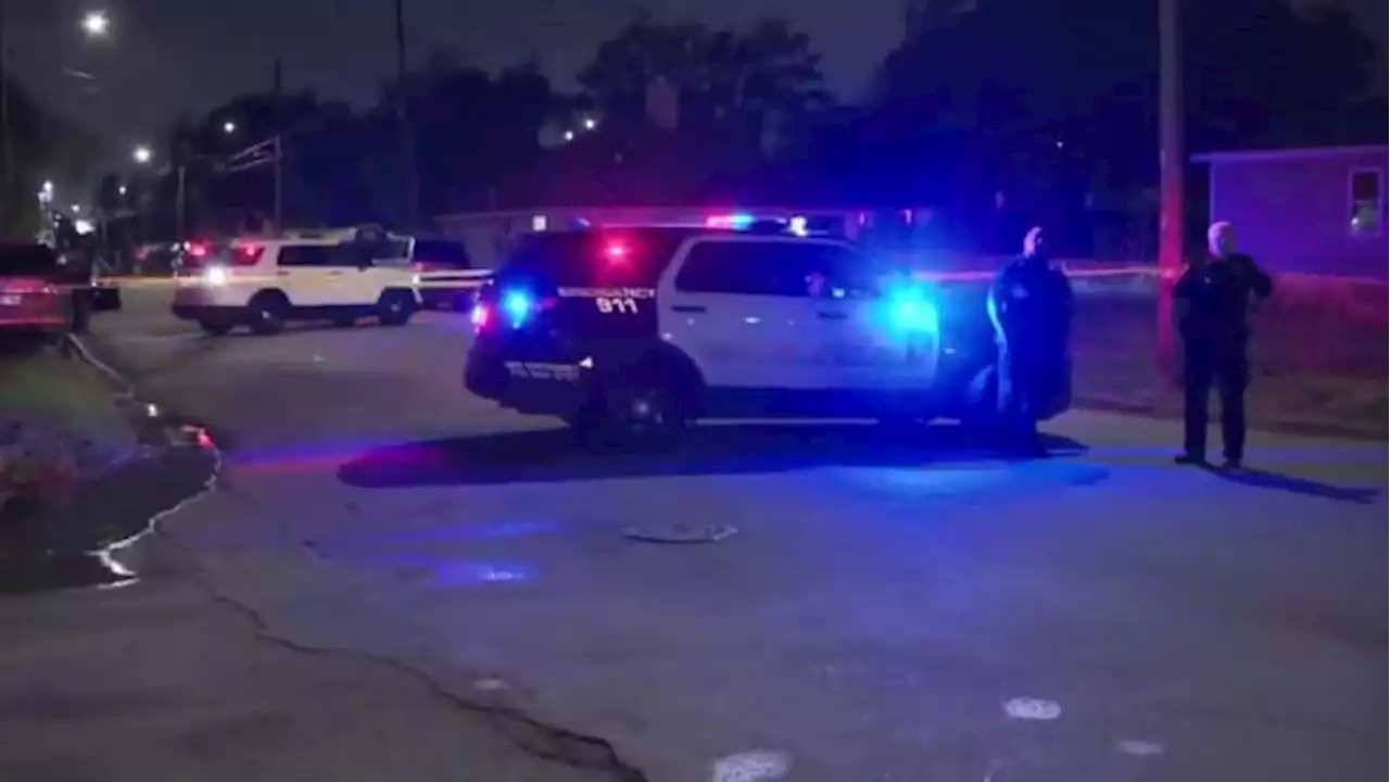 Innocent woman killed, man injured during shootout in Houston’s Third Ward, HPD says