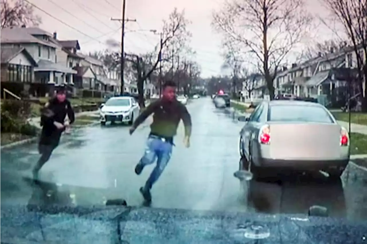 Video: Michigan cop on Black man's back, fatally shot him