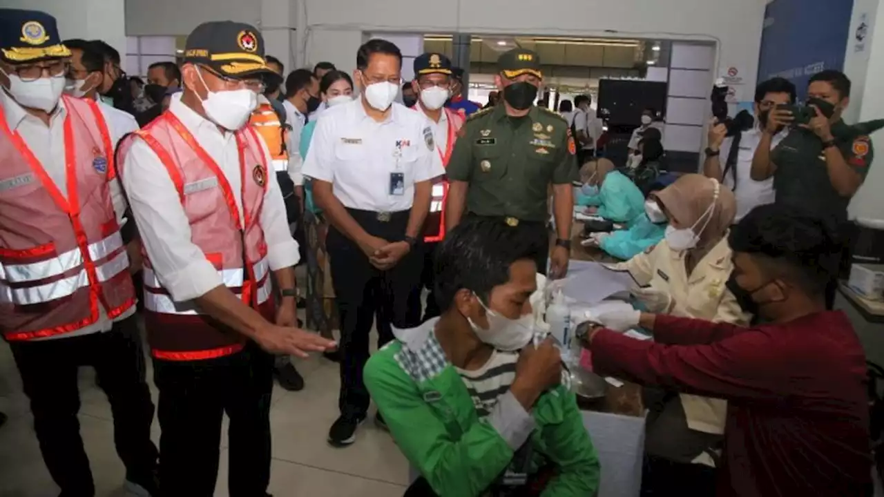 Vaksinasi Booster Digencarkan di Jabodetabek dan Kota Pemberangkatan Mudik Lebaran Lain