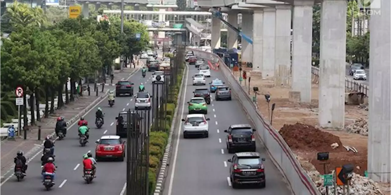 Catat 13 Ruas Jalan di Jakarta Terapkan Ganjil Genap | merdeka.com